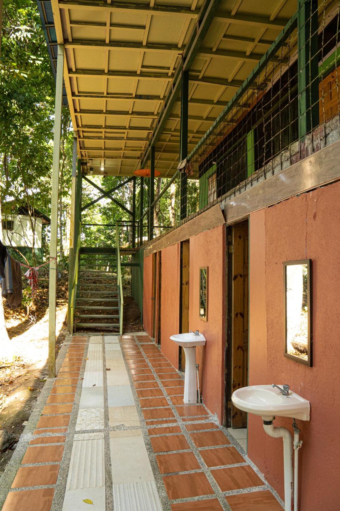 Corcovado Adventures Hostel Drake Bay Ngoại thất bức ảnh