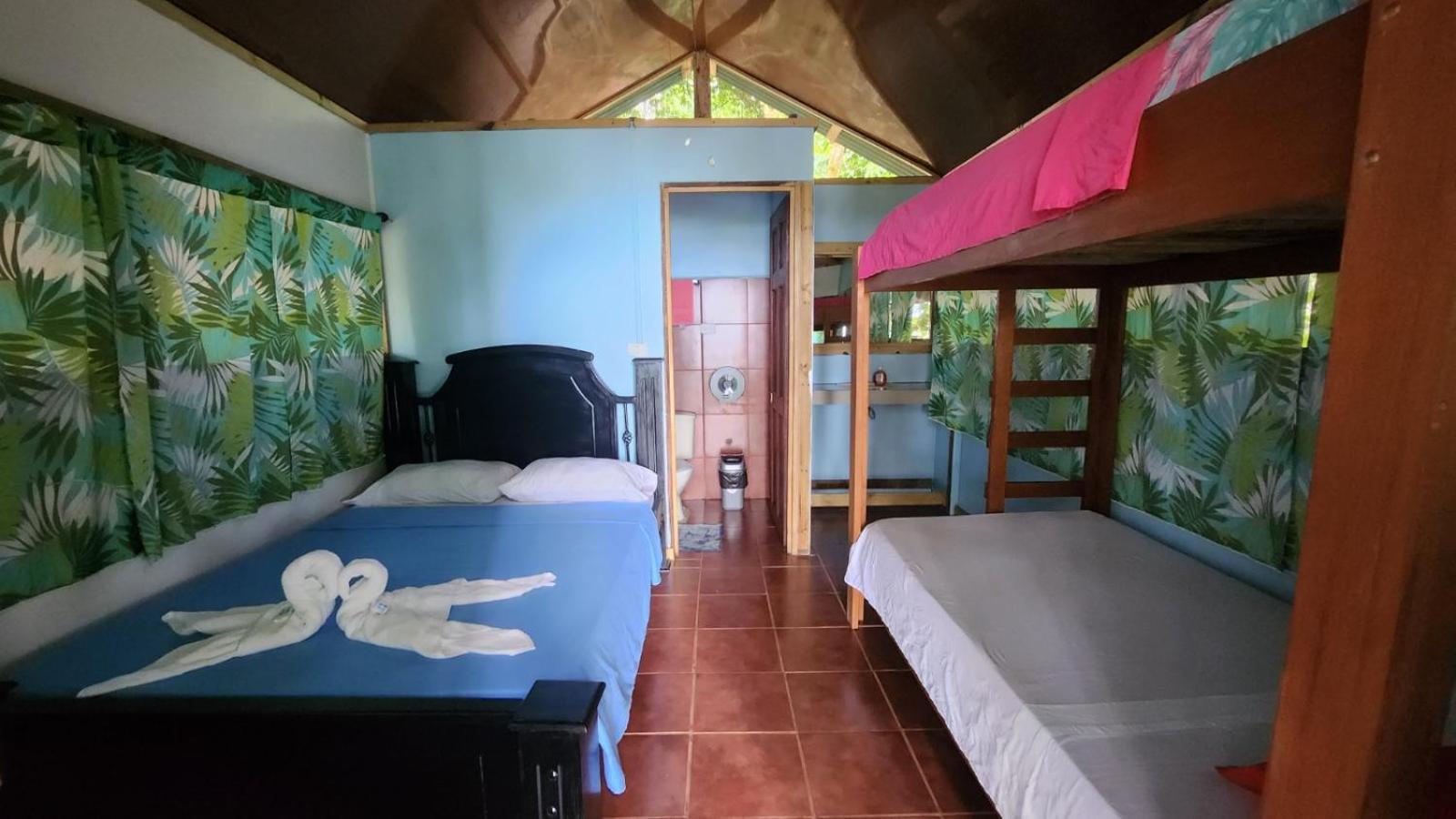 Corcovado Adventures Hostel Drake Bay Ngoại thất bức ảnh